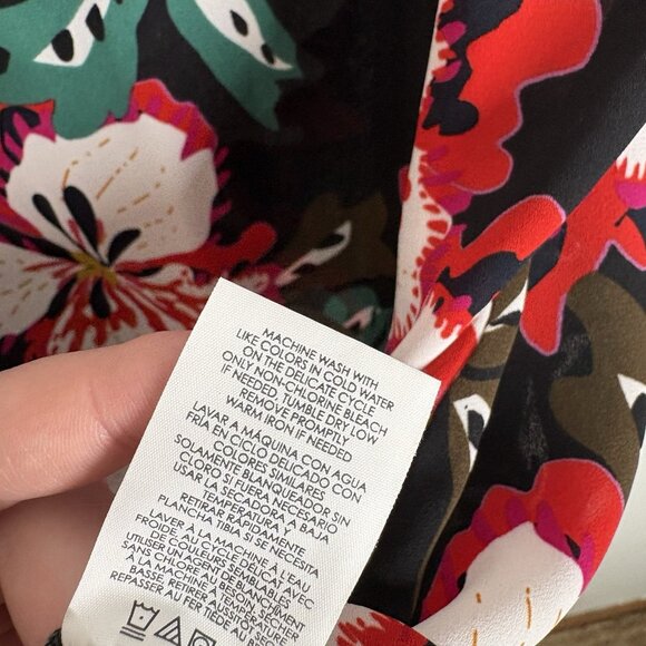 Cabi Women Size S Colorful Floral Print Sleeveless Hibiscus Blouse Style 5542 - Picture 8 of 9